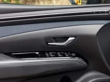 Hyundai Tucson Hybrid Luxury