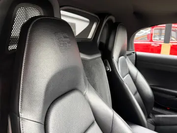 Porsche Boxster 718 PDK