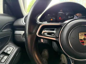 Porsche Boxster 718 PDK