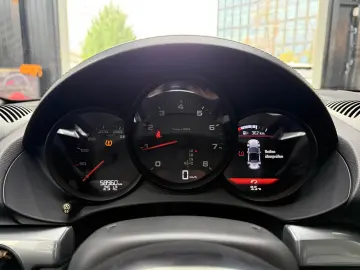 Porsche Boxster 718 PDK