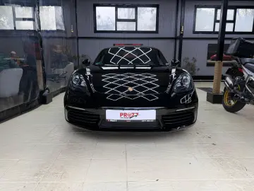 Porsche Boxster 718 PDK