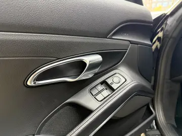 Porsche Boxster 718 PDK