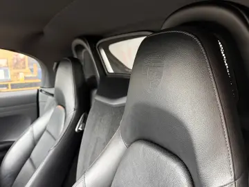 Porsche Boxster 718 PDK