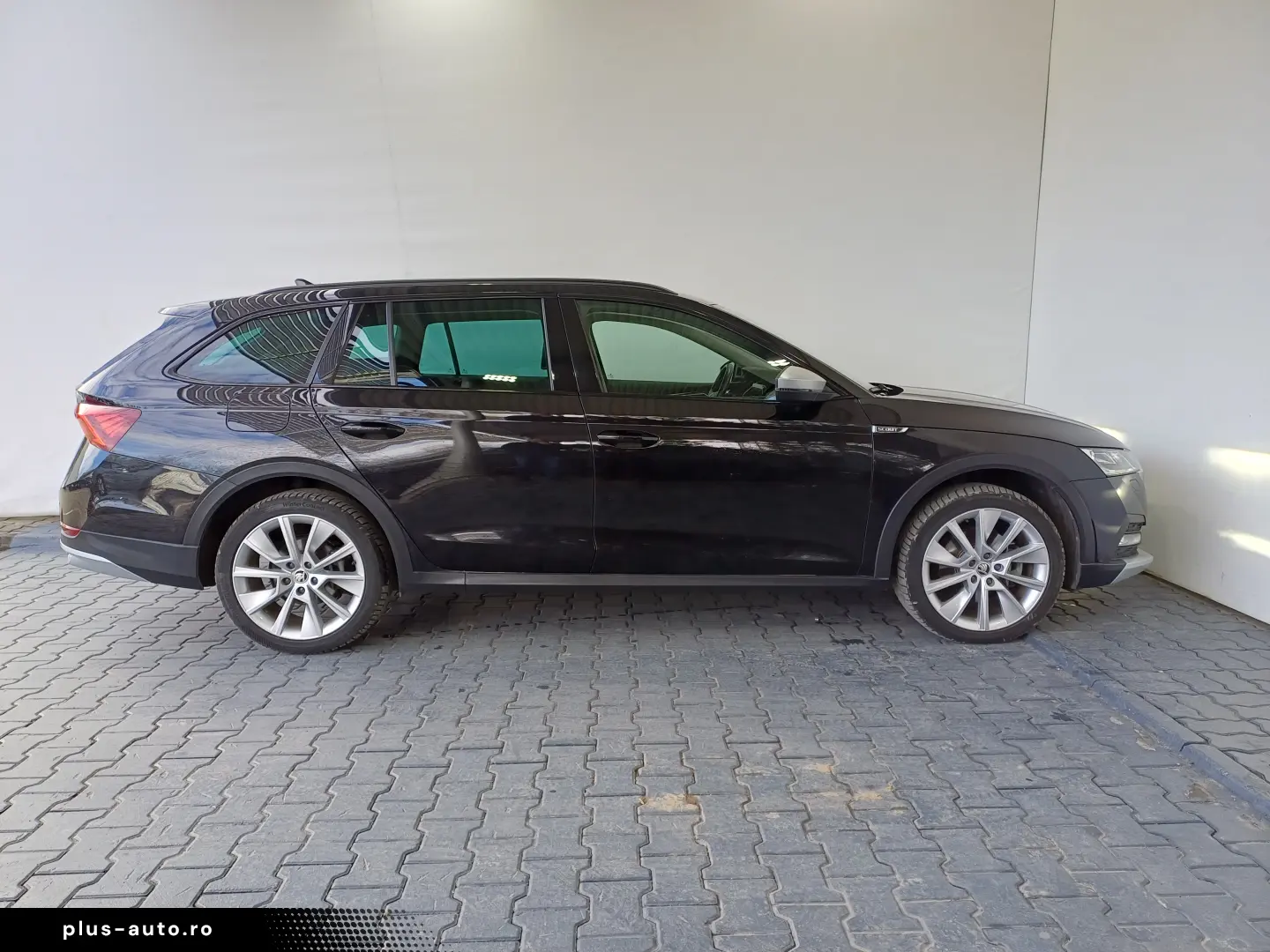 Škoda Octavia Combi SCOUT 2.0 TDI DSG 4x4