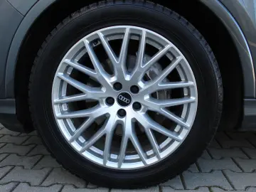 Audi Q7 S line 50 TDI Quattro