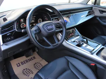 Audi Q7 S line 50 TDI Quattro