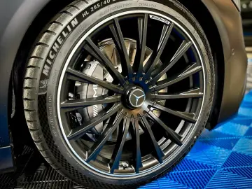 Mercedes-Benz S 63 AMG