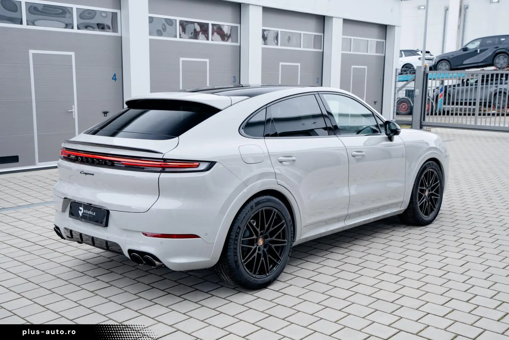Porsche Cayenne Coupe Black Edition