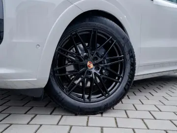 Porsche Cayenne Coupe Black Edition