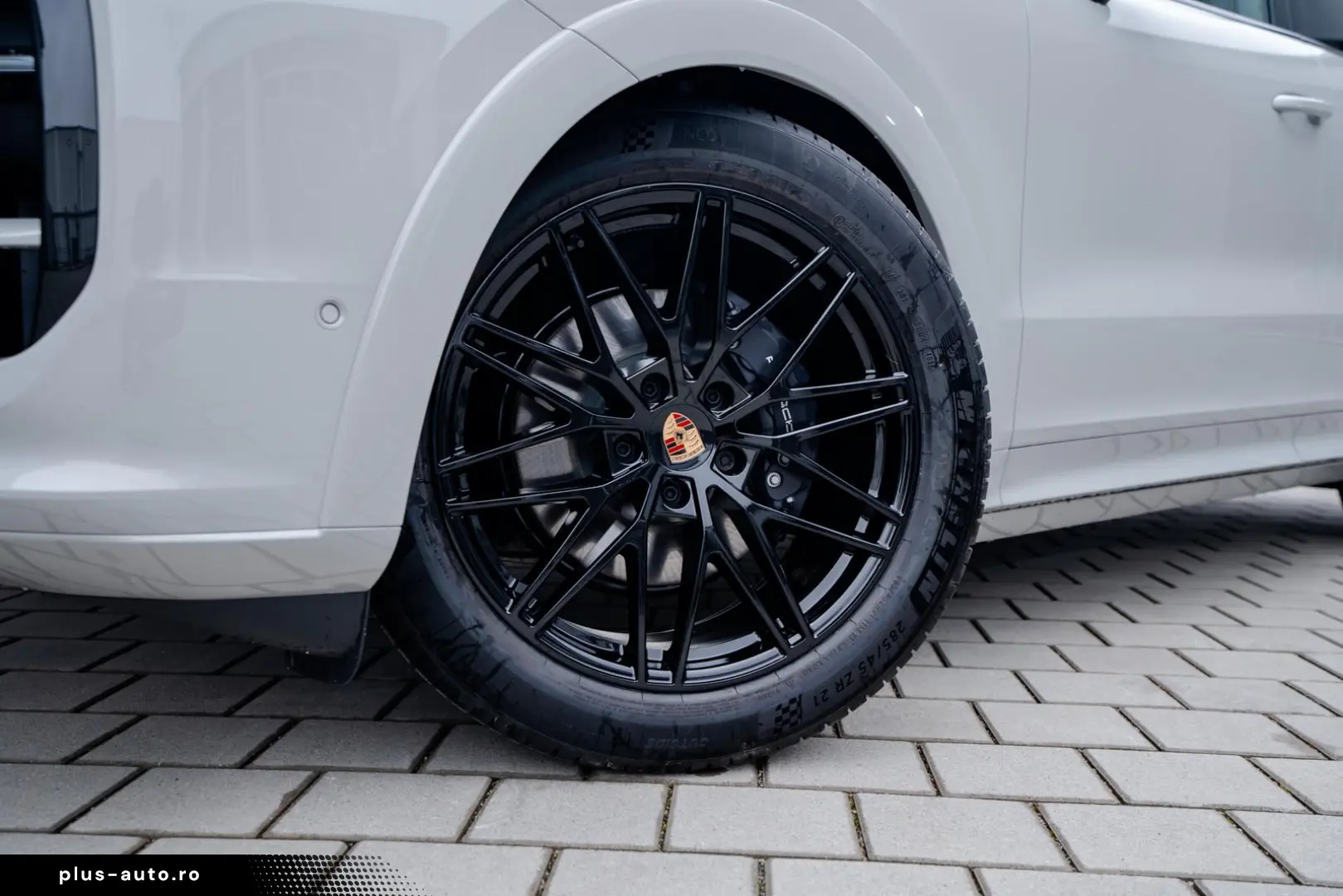 Porsche Cayenne Coupe Black Edition