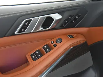 BMW X5 xDrive30d M Sport Pro ACC Pano LED H&K AHK