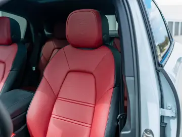 Porsche Cayenne Coupe