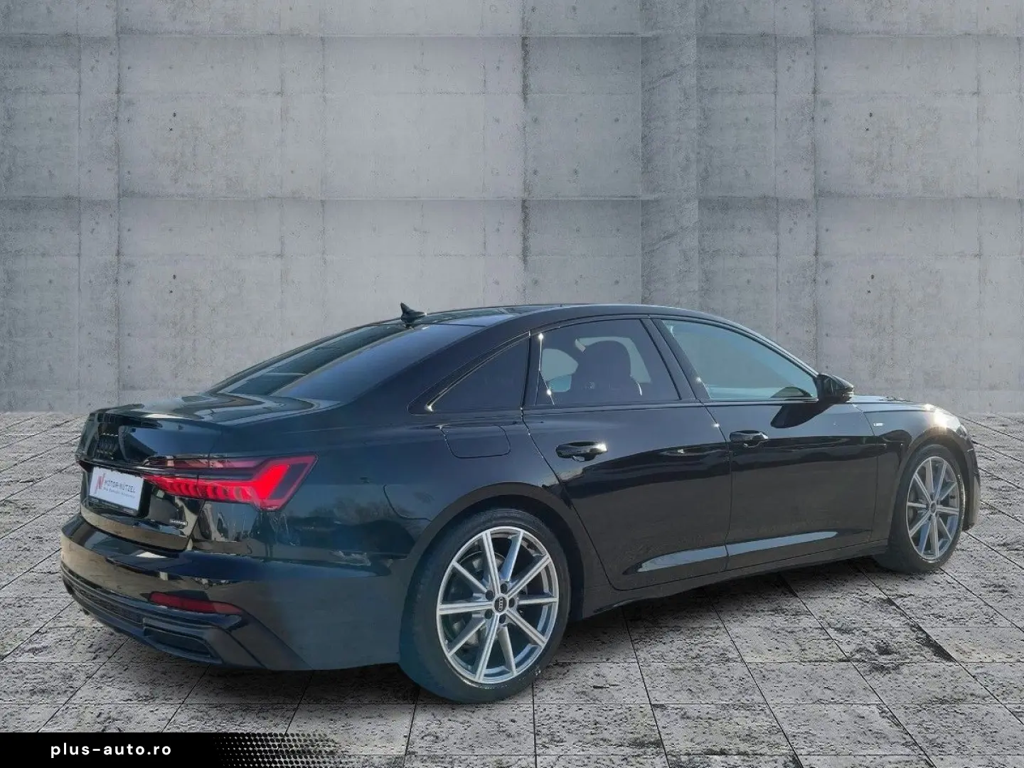 AUDI A6 45TFSI S-TR S-LINE HD-MATRIX NAV GRA SHZ PANO