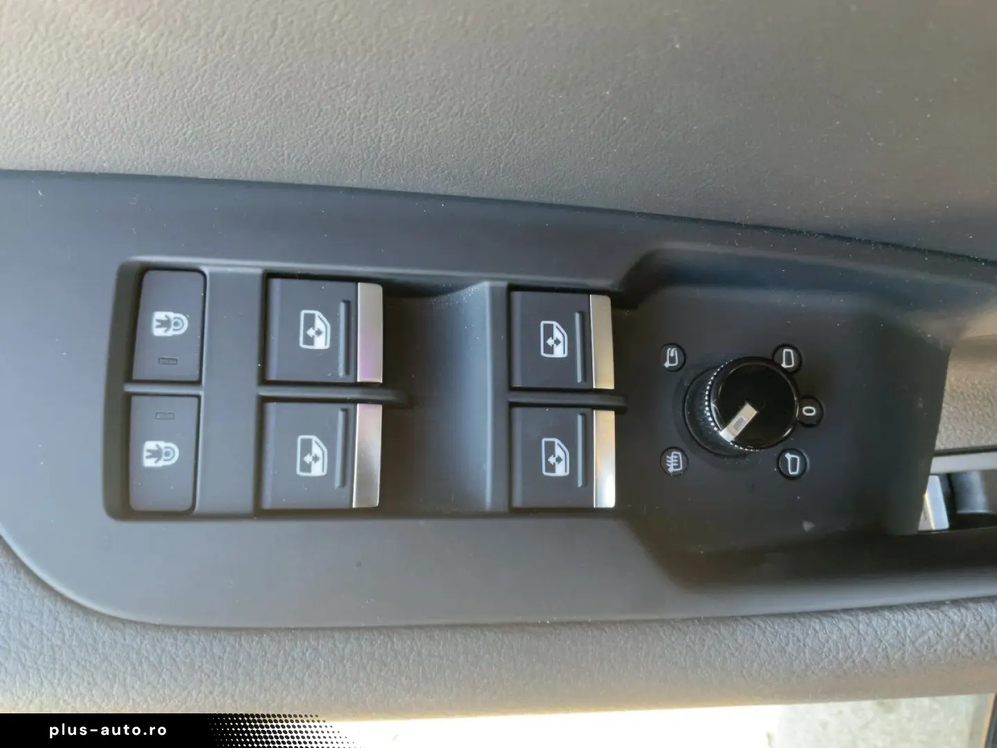 AUDI A6 45TFSI S-TR S-LINE HD-MATRIX NAV GRA SHZ PANO