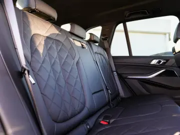 BMW X5 xDrive30d M-Sport 20  AHK ACC H&K KoZg K360