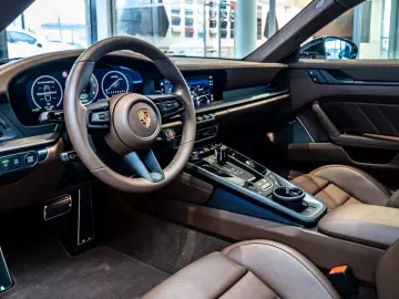 Porsche 992 911 Carrera GTS Burmester