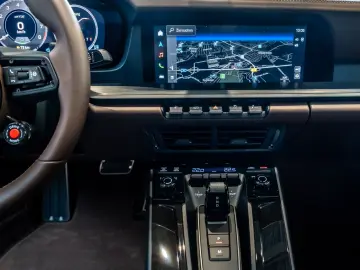 Porsche 992 911 Carrera GTS Burmester