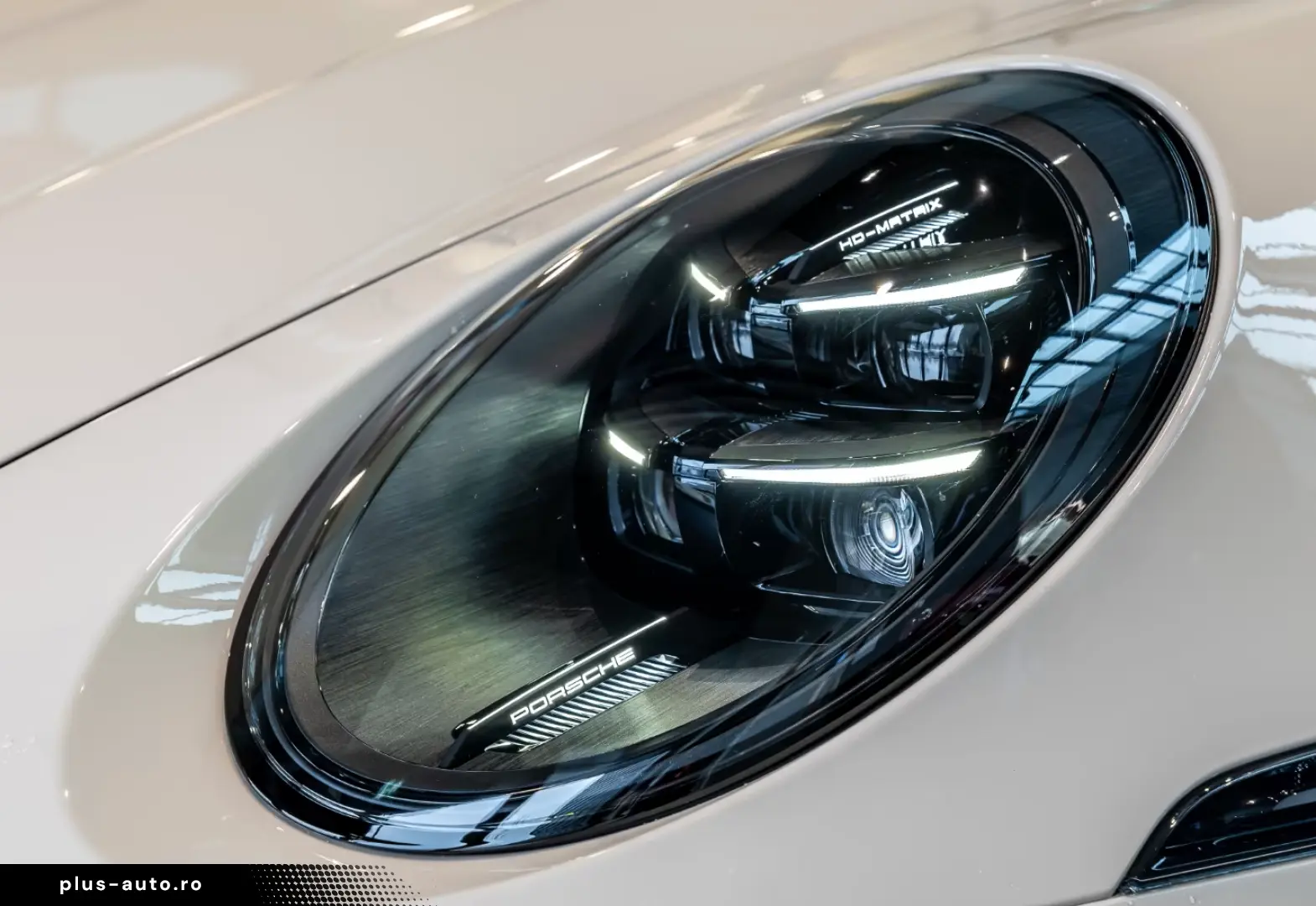 Porsche 992 911 Carrera GTS Burmester