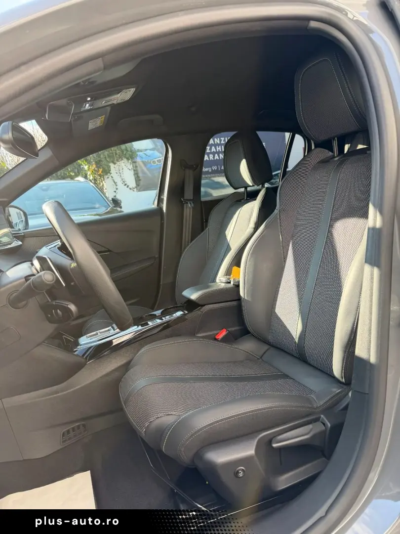 PEUGEOT 208 HYBRID 110 e-DSC6 GT SPORTPAKET NAVI LED KAM