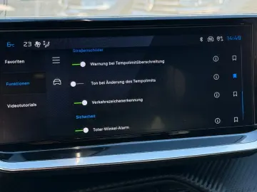 PEUGEOT 208 HYBRID 110 e-DSC6 GT SPORTPAKET NAVI LED KAM