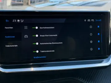 PEUGEOT 208 HYBRID 110 e-DSC6 GT SPORTPAKET NAVI LED KAM