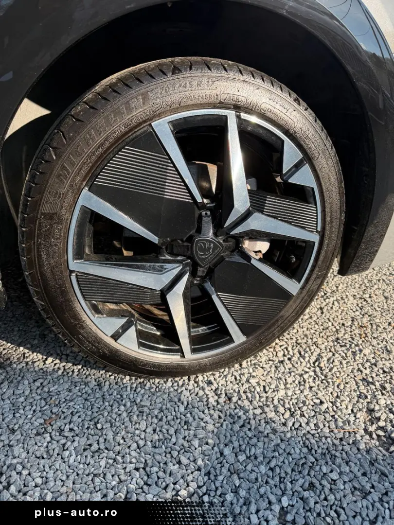 PEUGEOT 208 HYBRID 110 e-DSC6 GT SPORTPAKET NAVI LED KAM