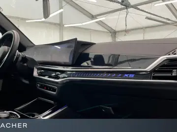 BMW X5 xDrive30d A M-Sport AHK DAProf Autom LM