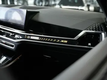 BMW X5 xDrive 30d M Sport Panorama Standheizung