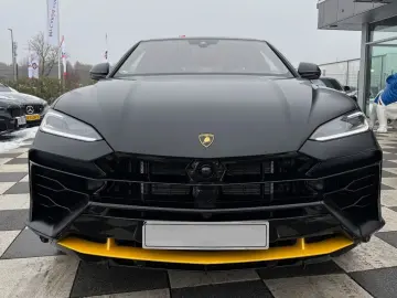Lamborghini Urus SE B&O 23  MATT
