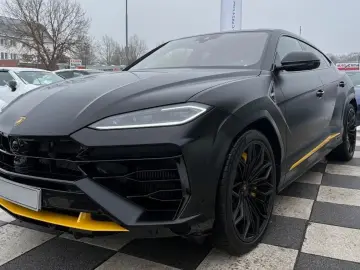 Lamborghini Urus SE B&O 23  MATT