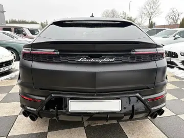 Lamborghini Urus SE B&O 23  MATT