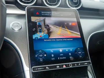 MERCEDES-BENZ C 180   AVANTGARDE 360 KAMERA SPUR PDC SHZ