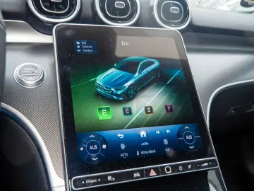 MERCEDES-BENZ C 180   AVANTGARDE 360 KAMERA SPUR PDC SHZ