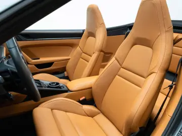 Porsche 992 -2 Carrera GTS Cabrio