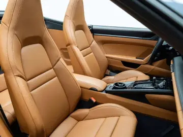 Porsche 992 -2 Carrera GTS Cabrio