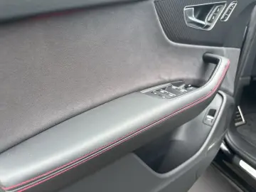 AUDI SQ8 4.0 TFSI quattro tiptronic  Matrix LED