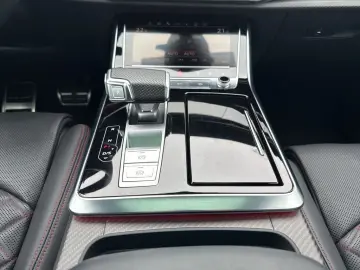 AUDI SQ8 4.0 TFSI quattro tiptronic  Matrix LED