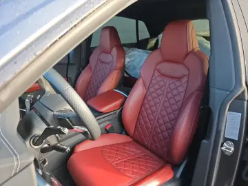 AUDI SQ8 TFSI V8 MATRIX PANO HuD B&O AHK 22