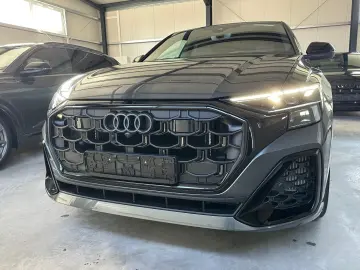 AUDI SQ8 SUV 4.0 TFSI