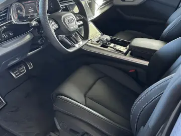 AUDI SQ8 SUV 4.0 TFSI