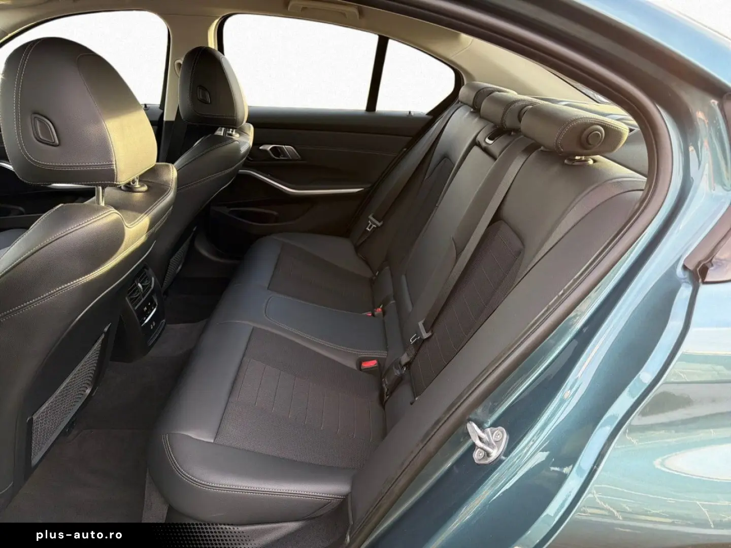 BMW 330e Aut. Sport Line LED LiCoPro Hifi PDC Navi