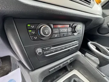 BMW X1 20d    EURO 5    NAVIGATIE