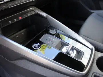 Audi A3 35 TFSI S tronic Advanced