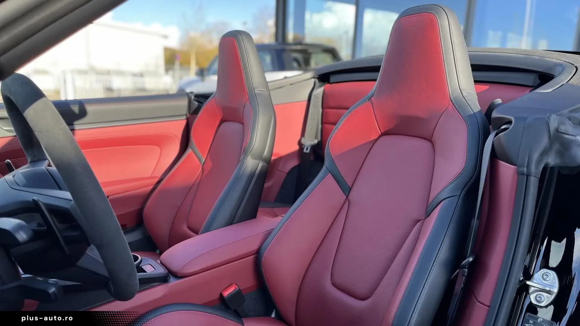 Porsche 992 911 Carrera 4 GTS T-Hybrid