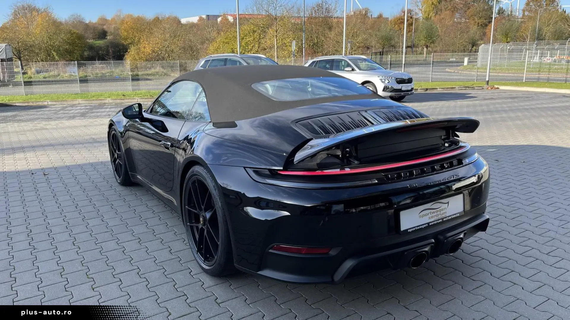 Porsche 992 911 Carrera 4 GTS T-Hybrid