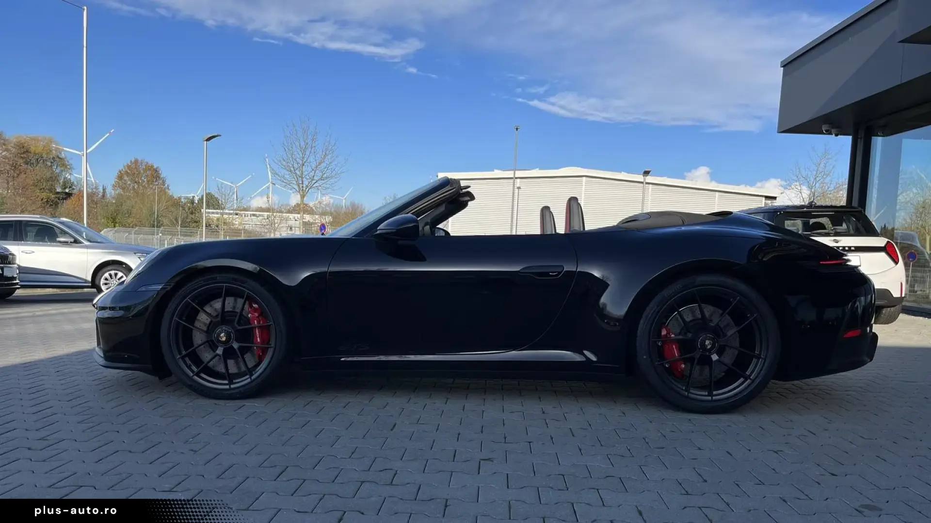 Porsche 992 911 Carrera 4 GTS T-Hybrid