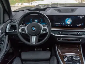 BMW X5 30d M SPORT.LUFTF.SOFTC.PANO.4ZONEN.360 .AHK