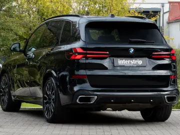 BMW X5 40d M SPORT.LUFTF.SOFT.DR.ASS.H K.AHK.3STÜCK