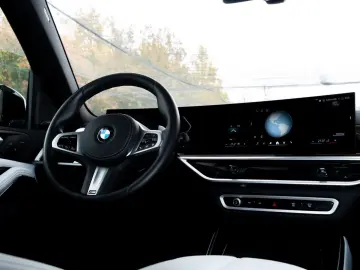 BMW X5 40d M SPORT.LUFTF.SOFT.DR.ASS.H K.AHK.3STÜCK