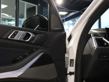 BMW X5 30 d xDrive M Sport DAProf STHZ 360  Pano